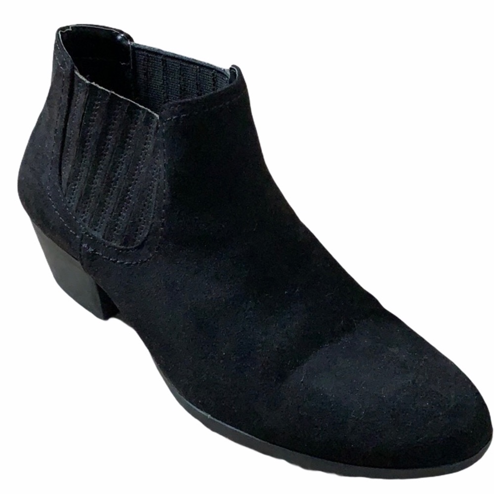 American Eagle black ankle booties Sz 10W suede